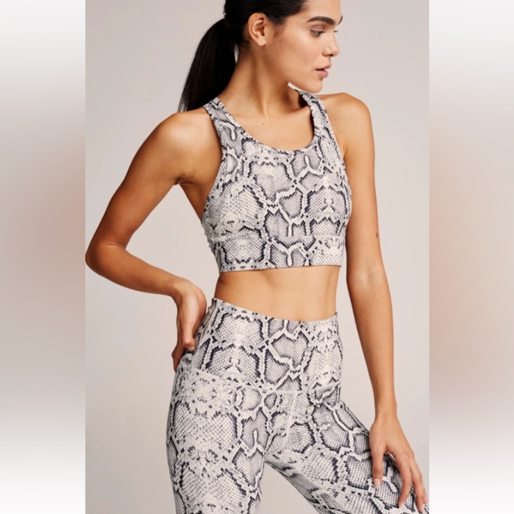 NWT Varley Bassett Black & White Python Print Sports Bra Workout Top Size XS